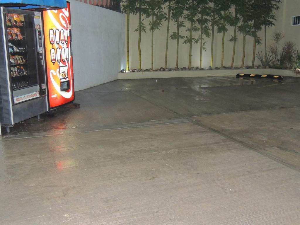 Hotel Metropolitano Tampico Bagian luar foto