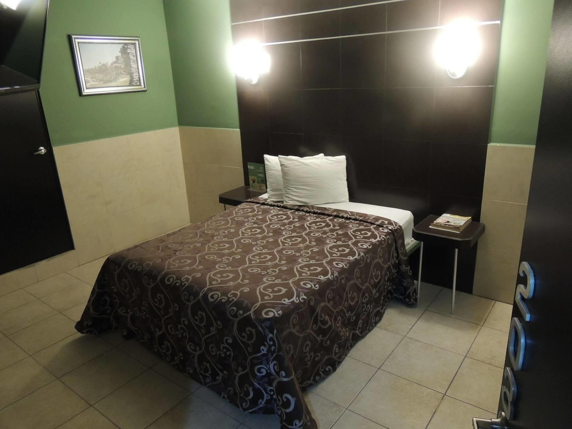 Hotel Metropolitano Tampico Bagian luar foto