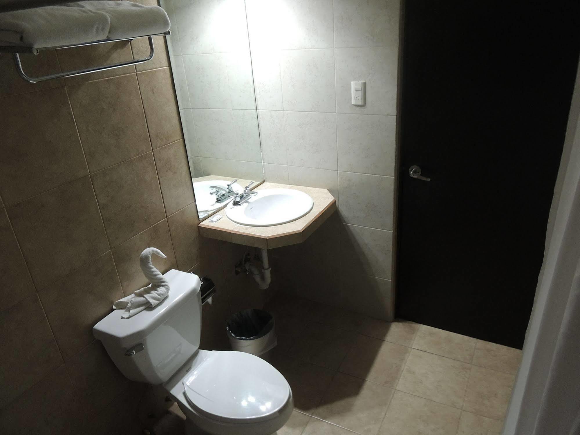 Hotel Metropolitano Tampico Bagian luar foto